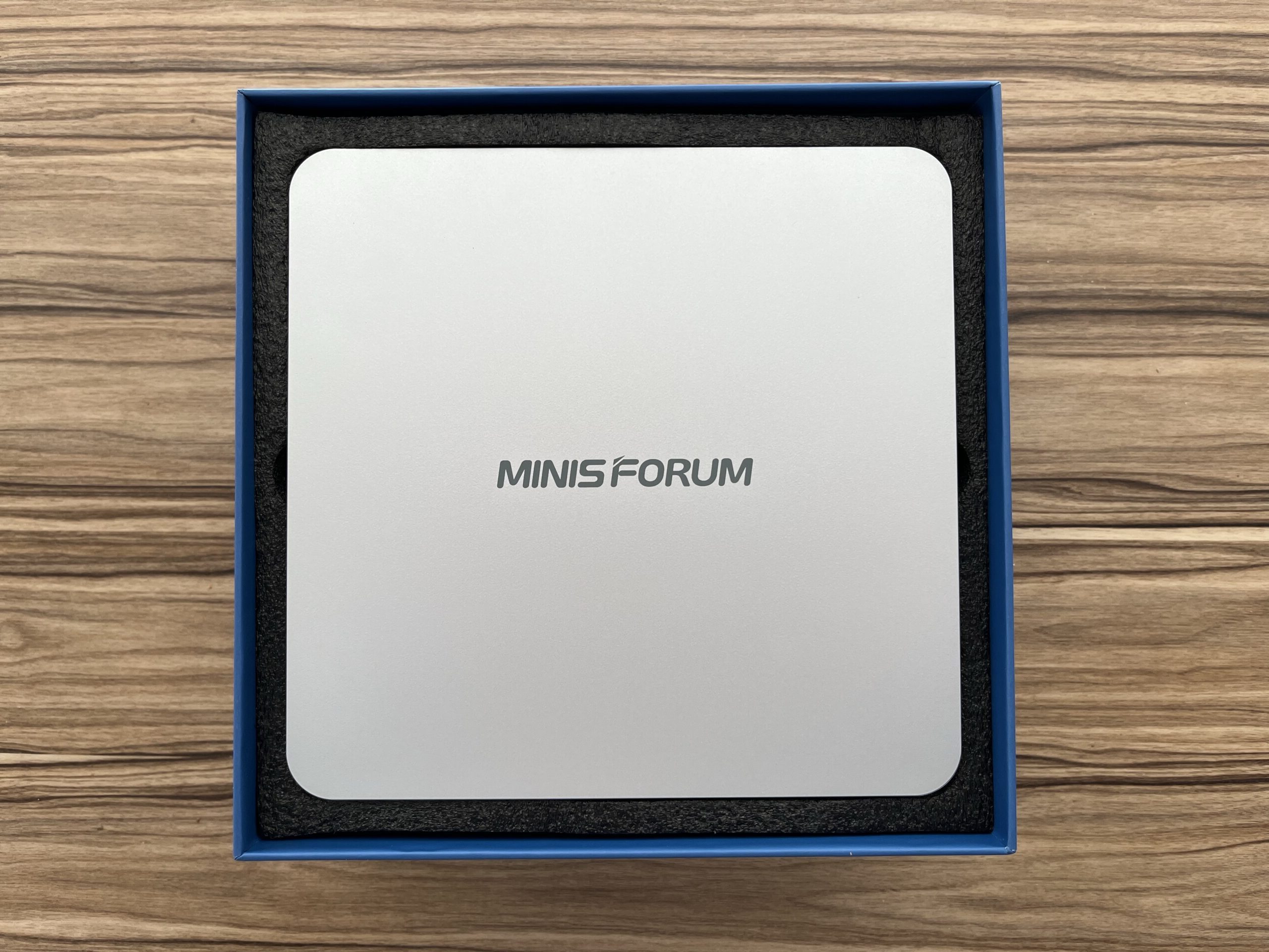 Minisforum Elite Mini TH80